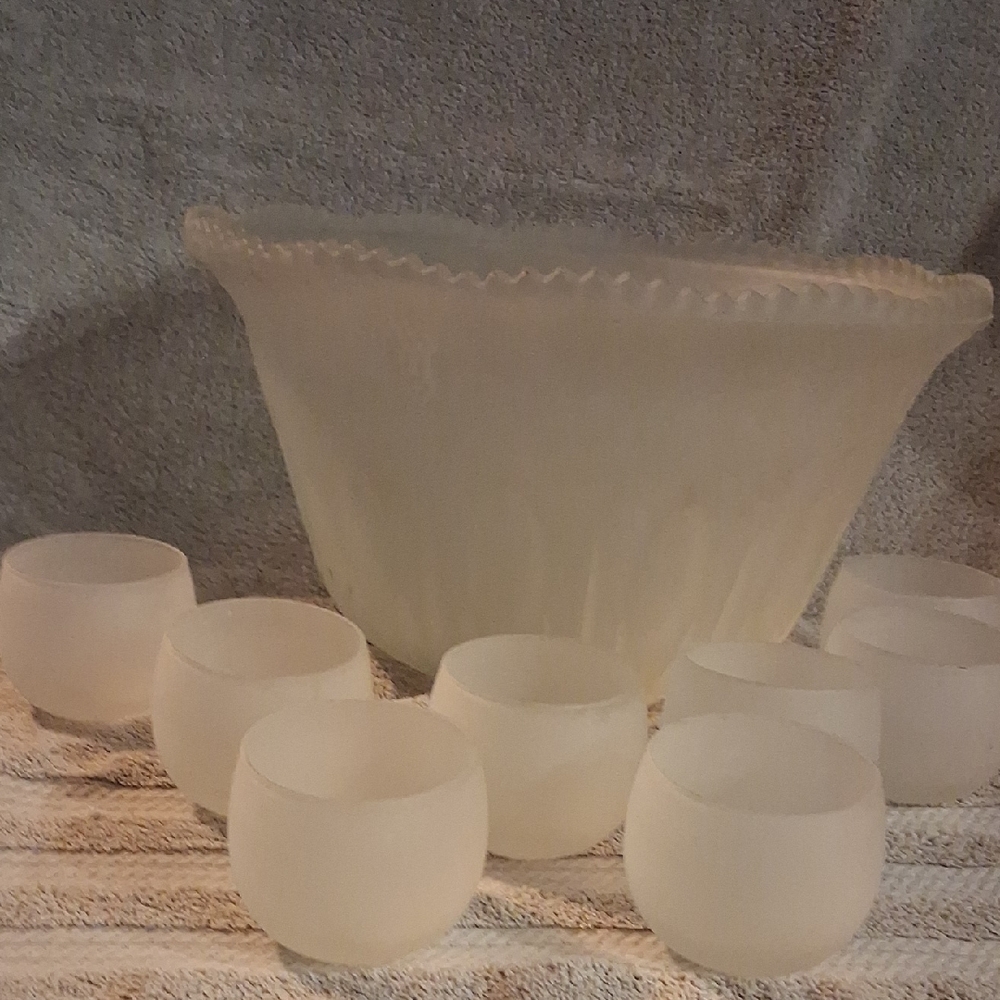 Indiana Glass Frosted Punch Bowl Set